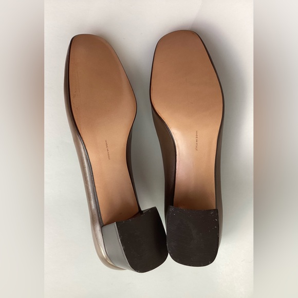 Salvatore Ferragamo Taupe Leather Stacked Heel Rounded Toe Pumps - Picture 7 of 8